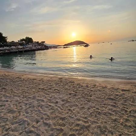 Elio's Ksamil