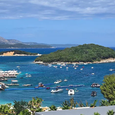 Elio's Ksamil